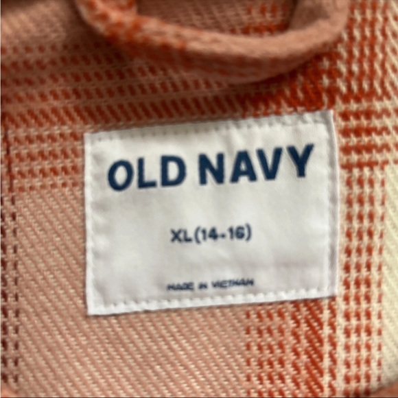 Old Navy Peach And Pink Checker Thick Shirt Size XL Youth - Picture 3 of 6